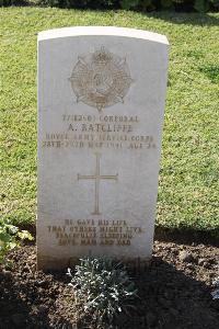 Ismailia War Memorial Cemetery - Ratcliffe, Albert